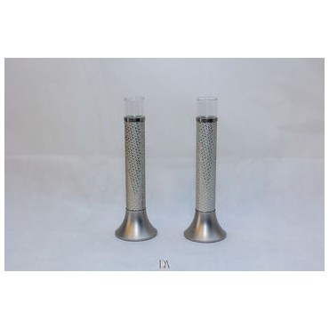 CANDLESTICKS M